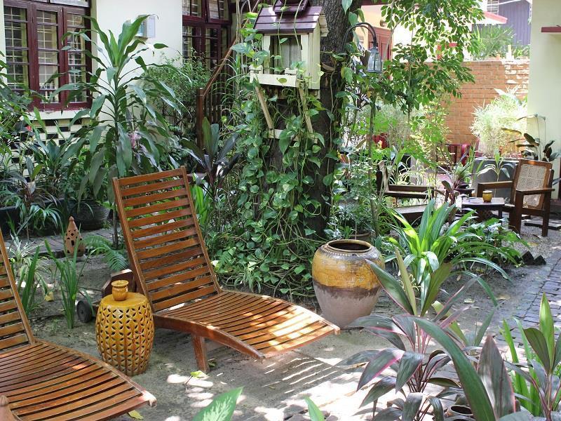 Alamanda Inn, Boutique Hotel And French Restaurant Rangoon Buitenkant foto