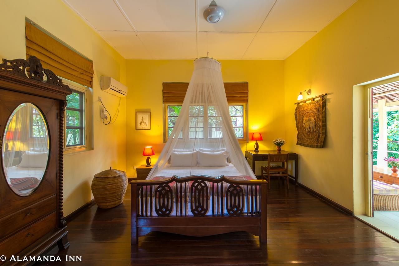 Alamanda Inn, Boutique Hotel And French Restaurant Rangoon Buitenkant foto