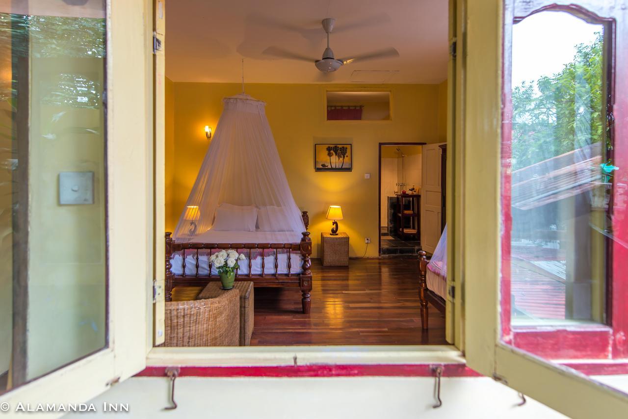 Alamanda Inn, Boutique Hotel And French Restaurant Rangoon Buitenkant foto