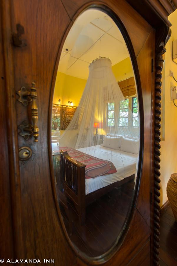 Alamanda Inn, Boutique Hotel And French Restaurant Rangoon Buitenkant foto