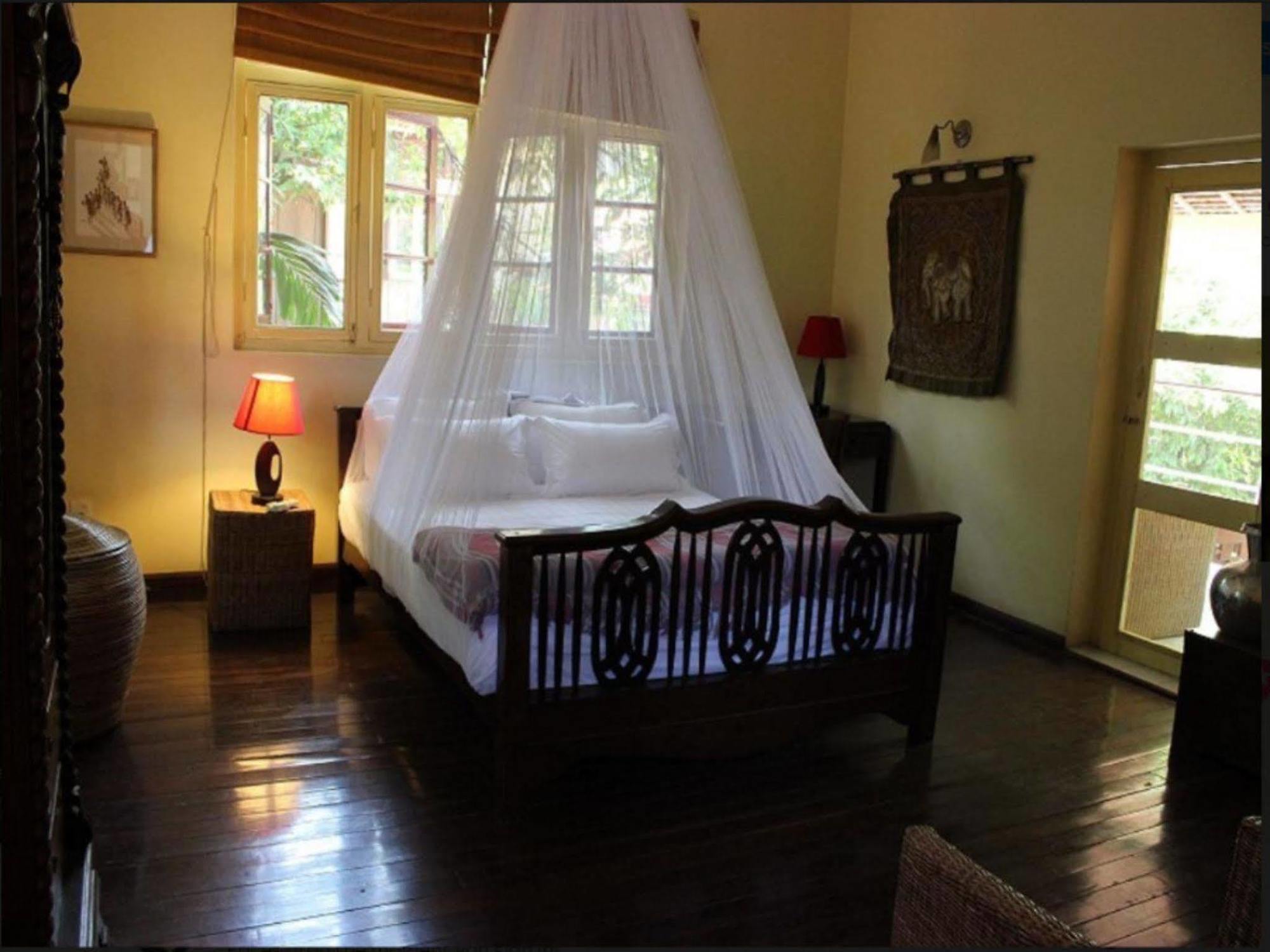 Alamanda Inn, Boutique Hotel And French Restaurant Rangoon Buitenkant foto